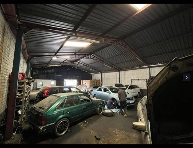INDUSTRIAL FOR SALE IN SPRINGS CENTRAL